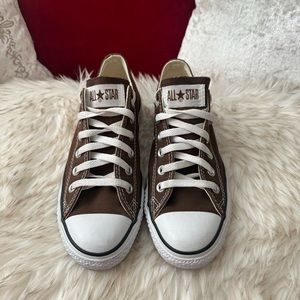 CHUCK TAYLOR CONVERSE ALL STARS LOW TOP